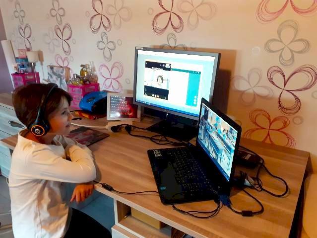 L\'asbl ClassContact vient en aide aux enfants malades de primaire pour qu\'ils puissent continuer leur scolarité malgré la maladie.