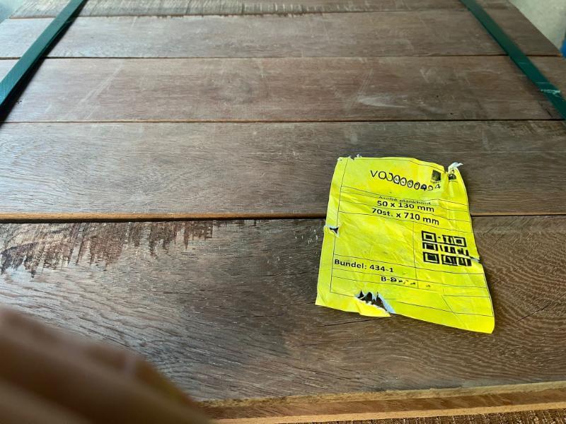 Azobe hardhouten planken 50mm dik met tand en groef