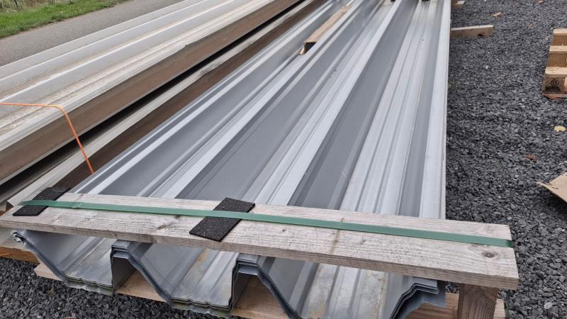 steeldeck dakplaten ca 170m&sup2;