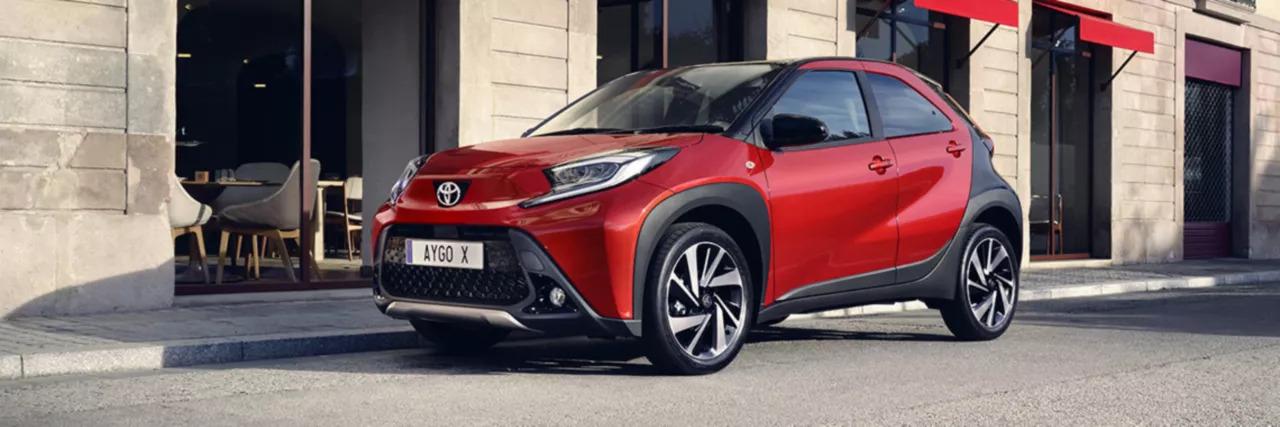 Toyota Aygo X Hybride | Toyota Vernaillen Ninove De Toyota Aygo X hybride is tot en met 30 september 2022 te koop bij autogarage Vernaillen in Ninove voor de prijs van een benzine