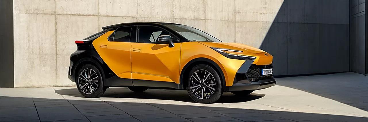 Toyota Corolla C-HR | Toyota Vernaillen Ninove De Toyota C-HR hybride is tot en met 31 januari 2024 te koop bij autogarage Vernaillen in Ninove voor de prijs van een benzine