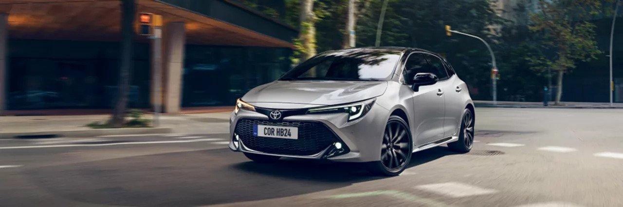 Toyota Corolla Hybryde | Toyota Vernaillen Ninove De Toyota Corolla hybride is tot en met 31 januari 2023 te koop bij autogarage Vernaillen in Ninove voor de prijs van een benzine
