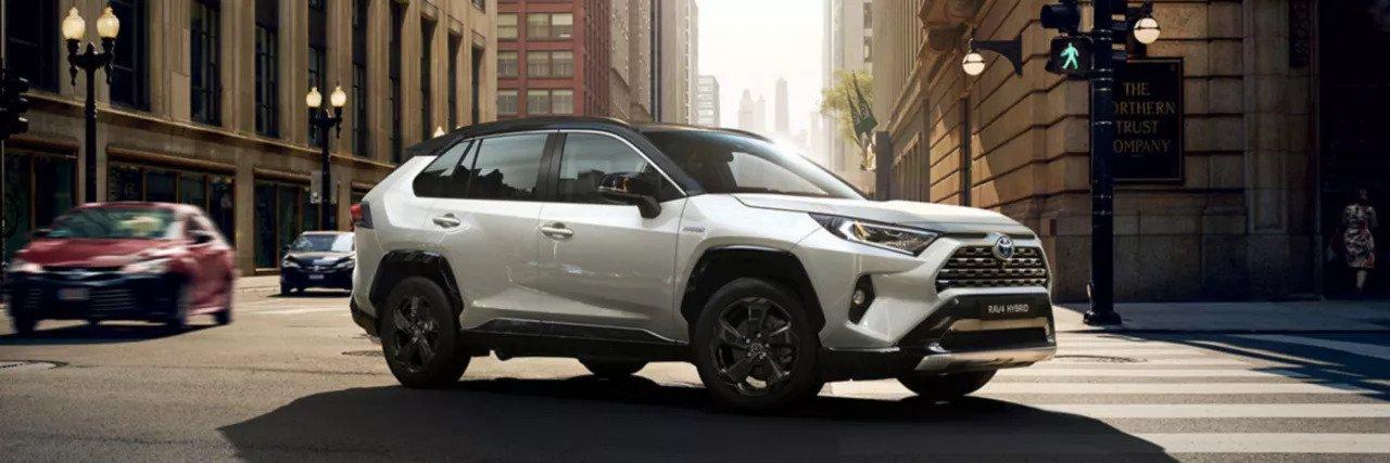 Toyota RAV4 | Toyota Vernaillen Ninove De Toyota RAV4 is tot en met 31 januari 2023 te koop bij autogarage Vernaillen in Ninove