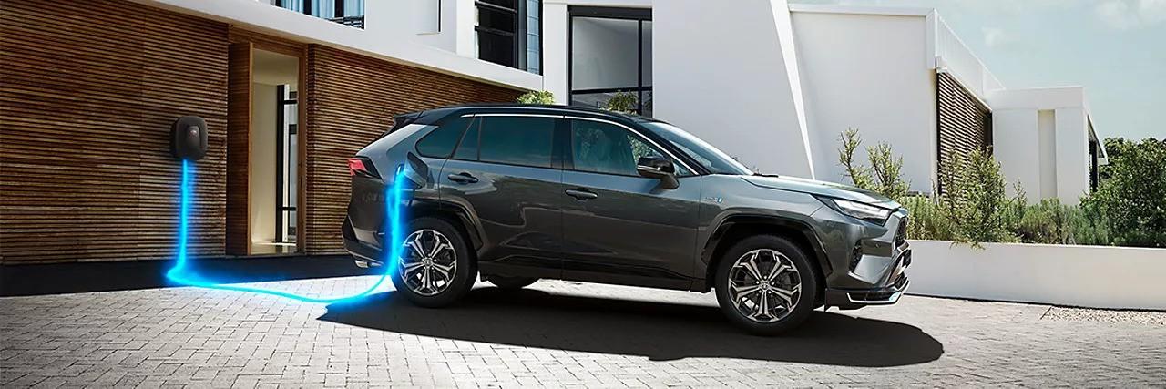 Toyota RAV4 plugin Hybride | Toyota Vernaillen Ninove De Toyota RAV4 plugin hybride is tot en met 31 januari 2024 te koop bij autogarage Vernaillen in Ninove voor de prijs van een benzine